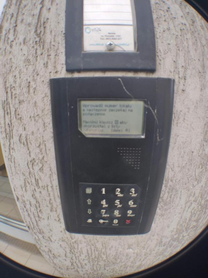 3030 Jana Spychalskiego 32 - Tanie Pokoje W Apartamencie - Samodzielne Zameldowanie - Self Check In Poznan Ngoại thất bức ảnh